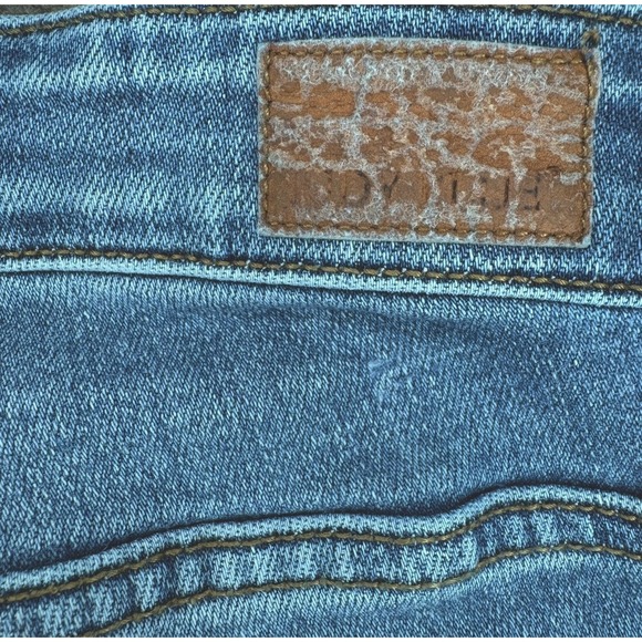 Judy Blue Straight Fit Distressed Released Hem Jeans Blue Womens Size 11/30 Used - Picture 9 of 12